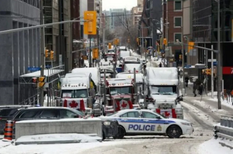 Nuevas manifestaciones contra las restricciones sanitarias en Canadá