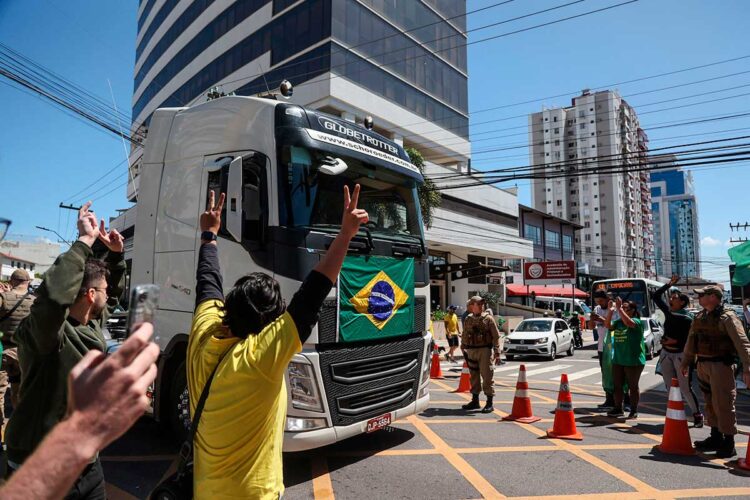 equipos_de_lula_y_bolsonaro_inician_transicion.jpg