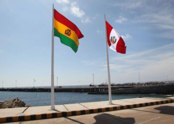 Bolivia logra nuevo récord de movimiento de carga por puerto el peruano de Ilo