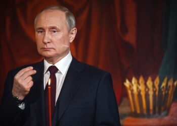 Vladimir Putin, ‘puesto por Dios en el poder’, cumple 70 años