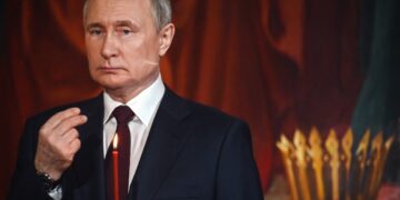 Vladimir Putin, ‘puesto por Dios en el poder’, cumple 70 años