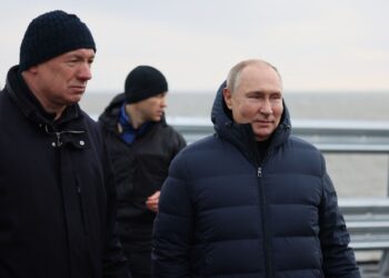 Putin promulga el endurecimiento de las leyes contra la propaganda LGBTI.