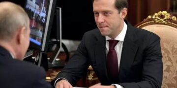 Reino Unido sanciona a 22 socios de Putin.