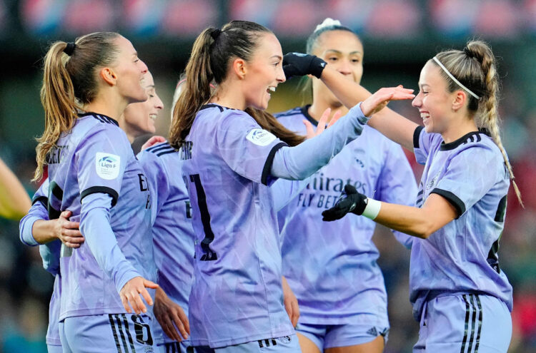 El Real Madrid gana 3-0 al Rosenborg y se acerca a la Champions femenina