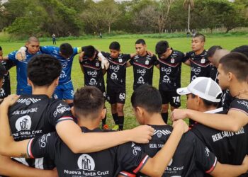 Real Santa Cruz puede presentar a su Reserva ante The Strongest