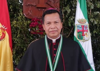 Asume el monseñor René Leigue Césari y Santa Cruz estrena nuevo arzobispo
