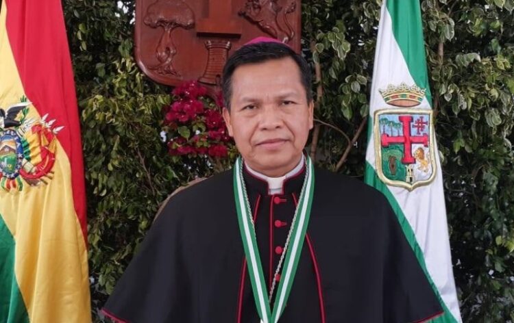 Asume el monseñor René Leigue Césari y Santa Cruz estrena nuevo arzobispo
