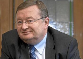 El embajador ruso en la Unesco renunció y desbloquea comité de patrimonio de la Unesco para designar lugares de la lista.