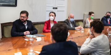 Reunión para delinear un nuevo proceso constitucional