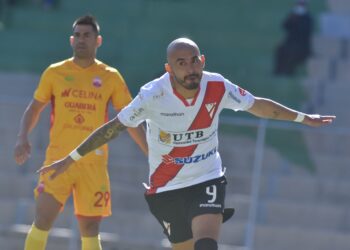 Always Ready vence a Guabirá con doblete de Riquelme