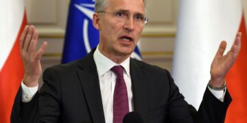 Stoltenberg advierte a Rusia de ‘graves consecuencias’ si usa armamento nuclear en Ucrania