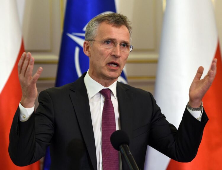 Stoltenberg advierte a Rusia de ‘graves consecuencias’ si usa armamento nuclear en Ucrania