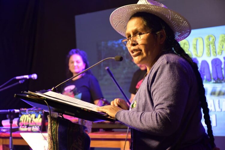 La ministra de Culturas, Sabina Orellana, anunció la realización de la Cumbre contra el Racismo y la Discriminación, que será en La Paz, el 6 y 7 de diciembre. Foto: ABI.