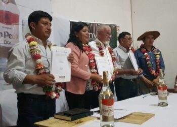 Envibol fabricará 600.000 botellas para singani San Pedro por cerca de Bs 2 millones