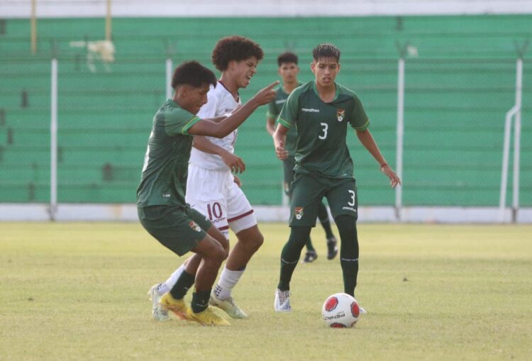 La Sub-17 de Bolivia termina el año con derrota ante Venezuela