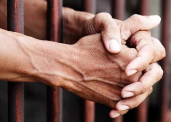Un hombre es condenado a 30 años de prisión por violar a su hijastra durante cuatro años