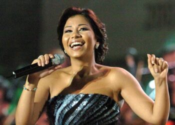 Sherine Abdel Wahab, la ídolo del pop árabe de 42 años, es la Britney Spears árabe. Foto: AFP.
