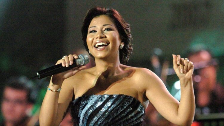 Sherine Abdel Wahab, la ídolo del pop árabe de 42 años, es la Britney Spears árabe. Foto: AFP.