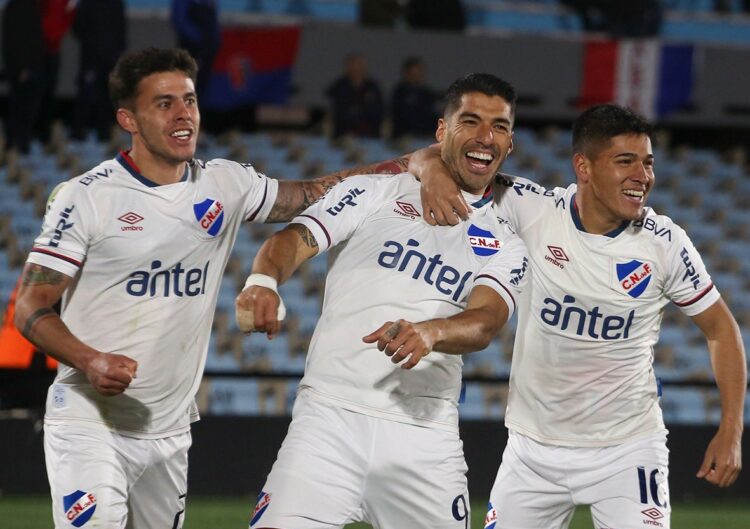 Gol de Suárez deja a Nacional en la cima del campeonato uruguayo