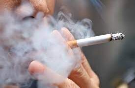 Francia reforzará aduanas para luchar contra contrabando de tabaco.
