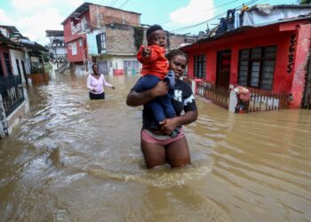 Al menos 271 personas murieron en Colombia desde noviembre de 2021 a causa de la temporada de lluvias.