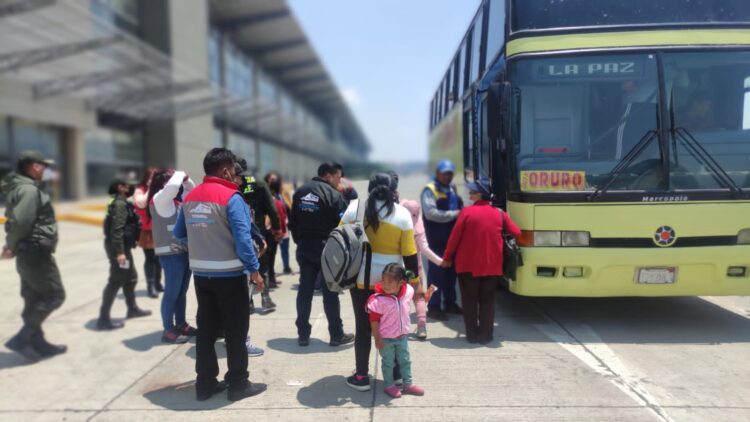 La Terminal Metropolitana de El Alto suspende las salidas a Perú