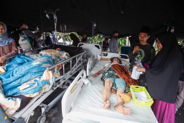 El caos, el estrés y el miedo eran omnipresentes este lunes en la localidad indonesia de Cianjur, por el terremoto
