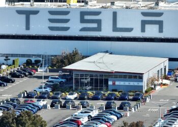 Tesla duplica sus beneficios en el 3T pero su facturación decepciona