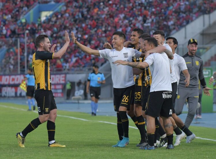 The Strongest vence con autoridad a Wilstermann en el Capriles