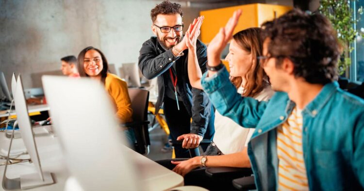 Credicorp invita a Voces, un concurso de ideas