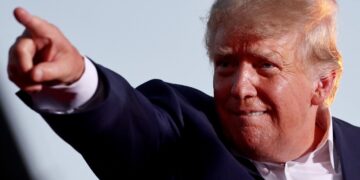 Trump critica el ‘fiasco’ de la comisión que investiga el asalto al Capitolio de EEUU