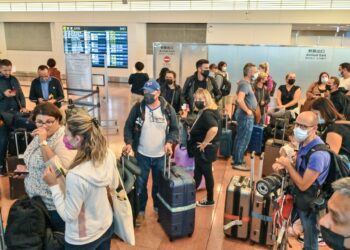 Japón levanta este martes la prohibición de entrada a turistas