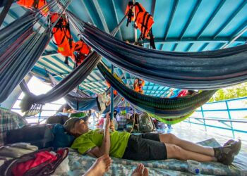 Liberados un centenar de turistas retenidos por indígenas en la Amazonía de Perú