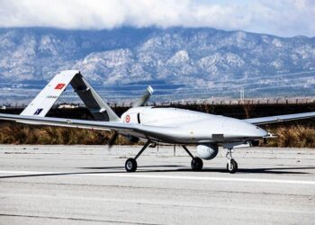 Turquía mata a un mando de las YPG en un ataque con un dron en Raqqa, Siria