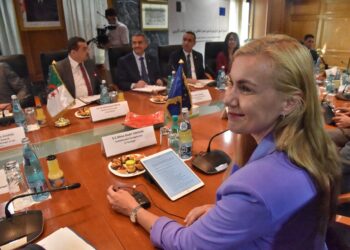 La UE plantea a Argelia intensificar su colaboración en materia de energía
