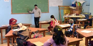 UNESCO advierte de que hacen falta 69 millones de profesores para alcanzar la educación básica universal en 2030