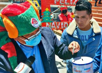 La UPEA inicia campaña para recaudar 70 mil juguetes para niños del área rural