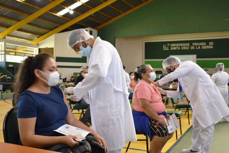 Santa Cruz marca récord en la quinta ola con 1.115 casos nuevos de Covid-19