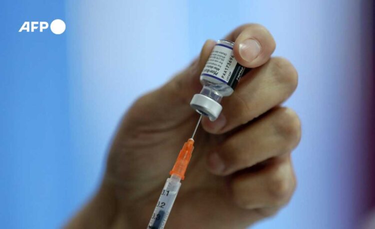 El número de casos de COVID-19, de la gripe estacional y del Virus Respiratorio Sincitial (VRS) ha aumentado en América.