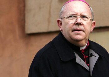 El Vaticano decidió abrir una investigación tras las revelaciones hechas por el propio cardenal Jean-Pierre Ricard.