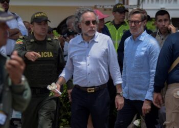 Venezuela y Colombia abrirán un nuevo paso fronterizo el 15 de diciembre.
