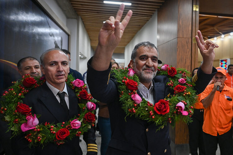 Llegan a Venezuela los últimos cinco tripulantes del avión venezolano-iraní retenido en Argentina