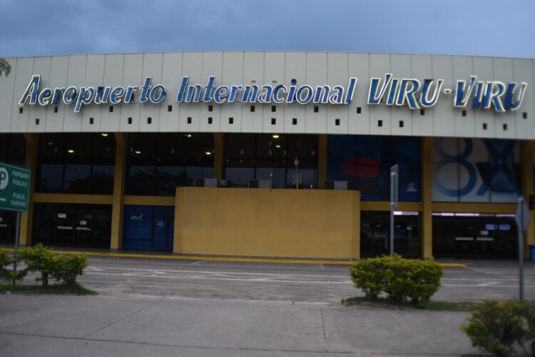 Gobierno construirá ‘espacios de seguridad’ en el aeropuerto de Viru Viru