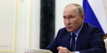 Jefa de la UE quiere que Putin sea llevado ante la justicia por conflicto en Ucrania