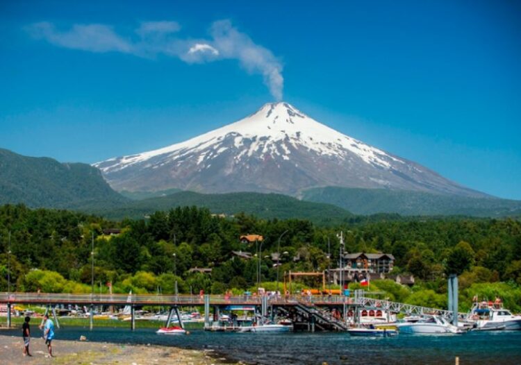 El volcán Villarica, el más riesgoso de Chile. Foto: RC Noticias.