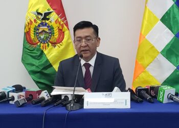 Reprogramación de créditos beneficia a 5.043 personas, el 67% fue por el paro en Santa Cruz