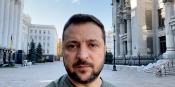 Zelenski asegura que Ucrania ‘no puede ser intimidada’ tras los bombardeos rusos a varias ciudades del país