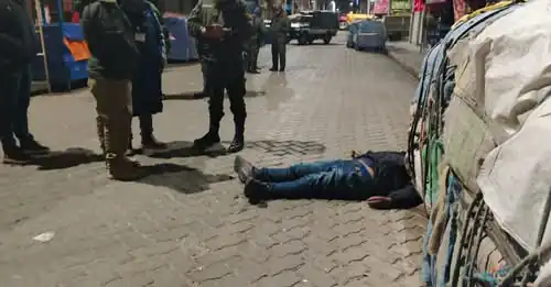 La víctima quedó en el suelo/RRSS