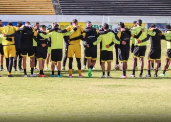 La plantilla de The Strongest reanuda prácticas