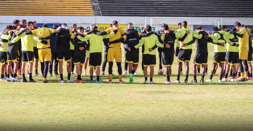 La plantilla de The Strongest reanuda prácticas